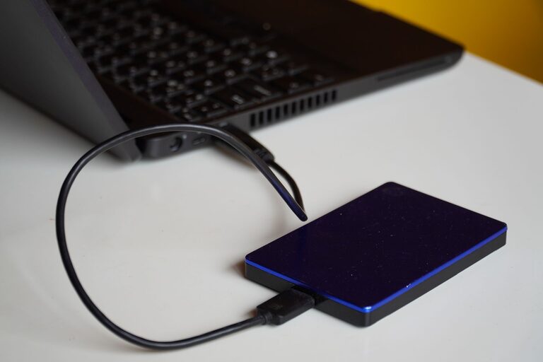 How to Back Up Your Photos and Files Safely and Efficiently