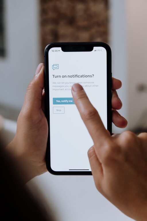 Tips for Setting Boundaries with Notifications to Boost Your Focus